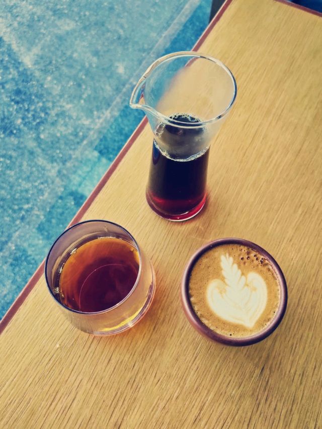 Round Cafe