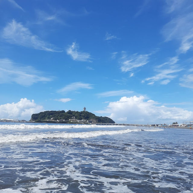 Enoshima beach