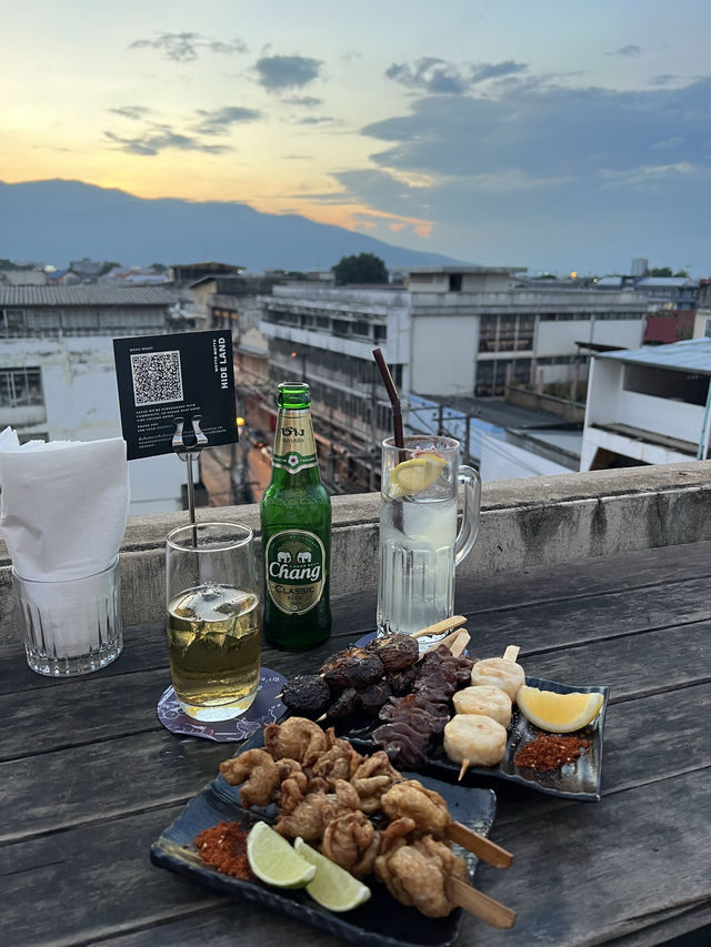 치앙마이 노을맛집 루프탑 이자카야 ‘HIDELAND'🌅