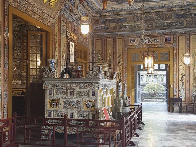 A visit to The Tomb of Khai Dinh in Hue