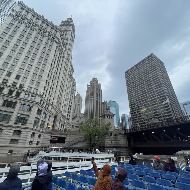 Chicago night life and boat ride 