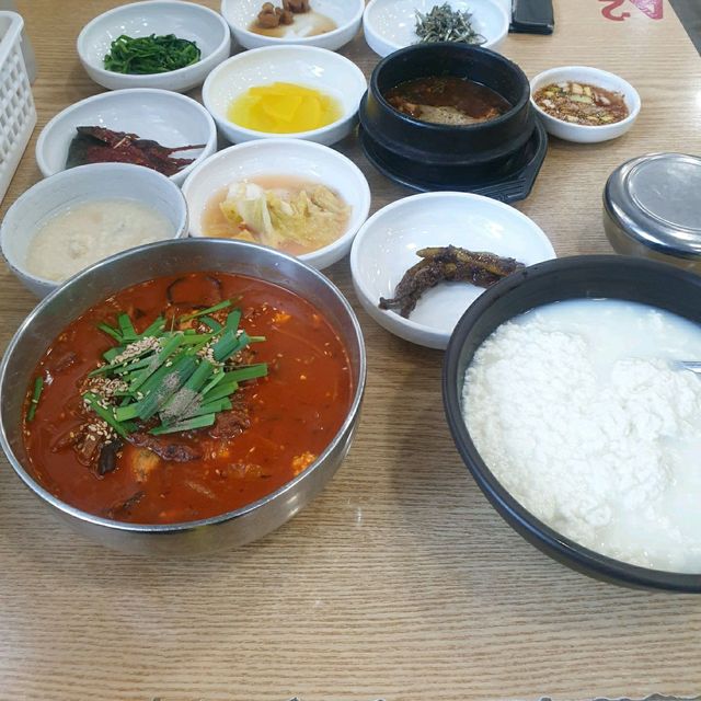 진한 짬뽕이네! 순두부짬뽕 원조집!