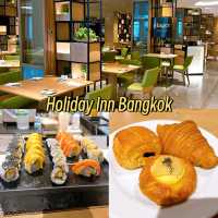A Morning Feast at Holiday Inn Bangkok