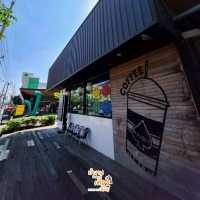 BLACKJACK caffe  คาเฟ่เข้มๆ สำหรับคนเข้มๆ