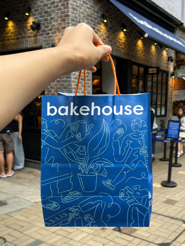 พากินทาร์ตไข่เจ้าดังฮ่องกงที่คนต่อคิวกันเยอะมากๆ 🥧