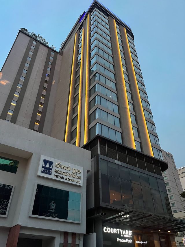 코트야드 프놈펜 최고의 숙소! 🌟