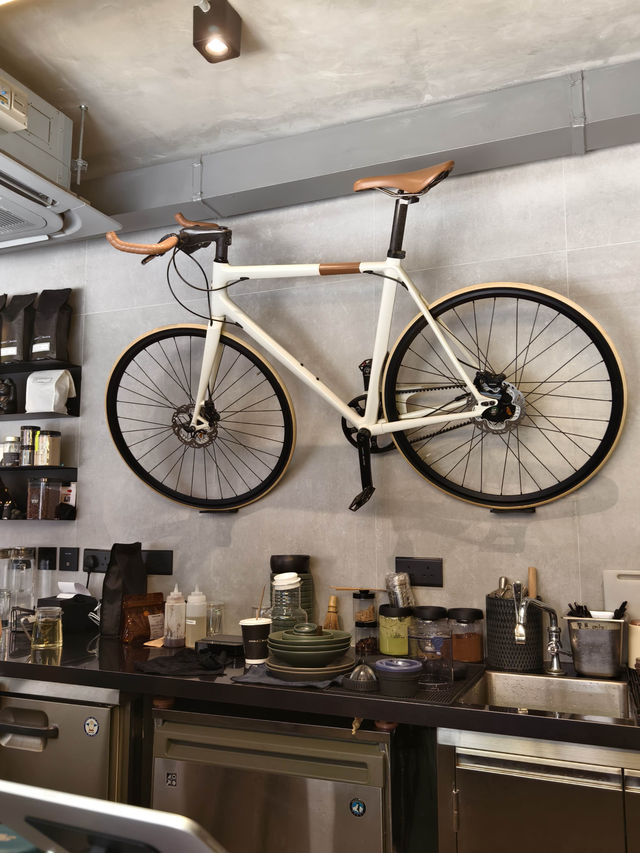 半山型格裝修cafe