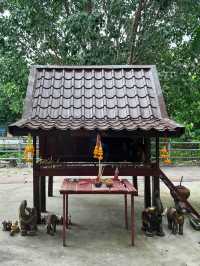 วัดศาลาลอย นครราชสีมา