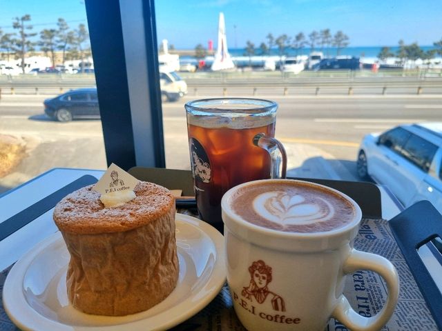 양양 뷰 좋은 감성카페: ☕️P.E.I coffee