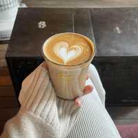 現地韓国人から聞いたヨンナムドンで1番美味しいコーヒー屋さん"mccoys"☕️