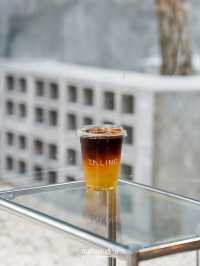 คาเฟ่สไตล์ Loft Glasshouse ย่านตลิ่งชัน