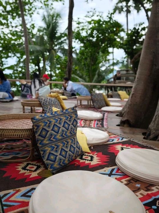 เสื่อผืน หมอนใบ A Blanket & A Pillow