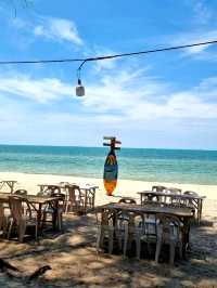 A RELAXING STOP AT NA THAP BEACH