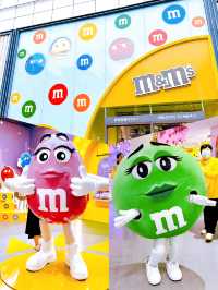 M&M Flagship Store Shanghai Nanjing Road
