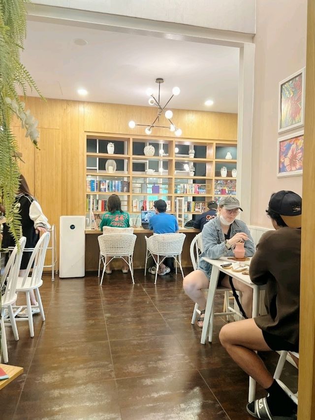 Thai cafe