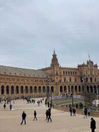 🇪🇸Stunning structure in Seville🇪🇸A must Visit sight💙