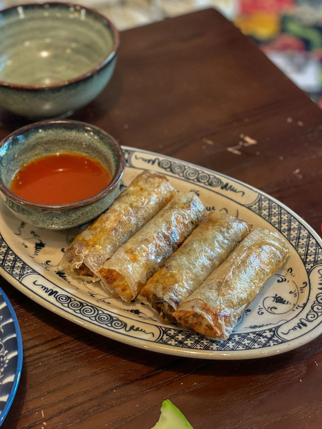베트남 가정식 맛집으로 유명한 하노이 'Met restaurant'