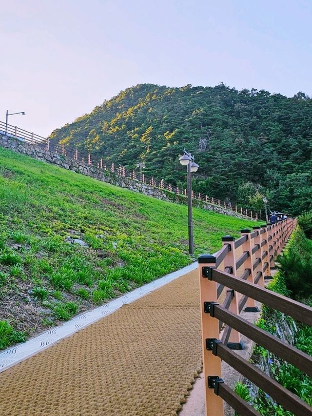 동화같은 풍경의 구미 금오정, 금오산저수지