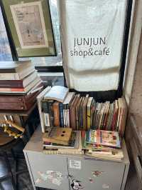 📍Jun Jun Cafe ร้านกาแฟที่คัพเค้กอร่อยมาก