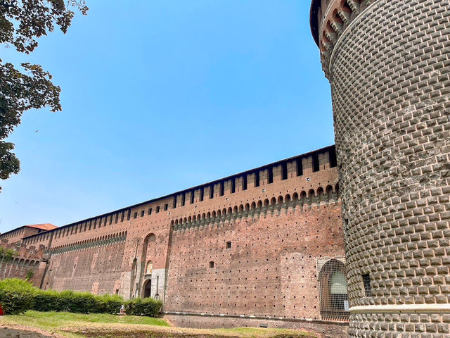 รีวิว ปราสาทสฟอร์เซสโก้ (Sforzesco Castle) 🇮🇹