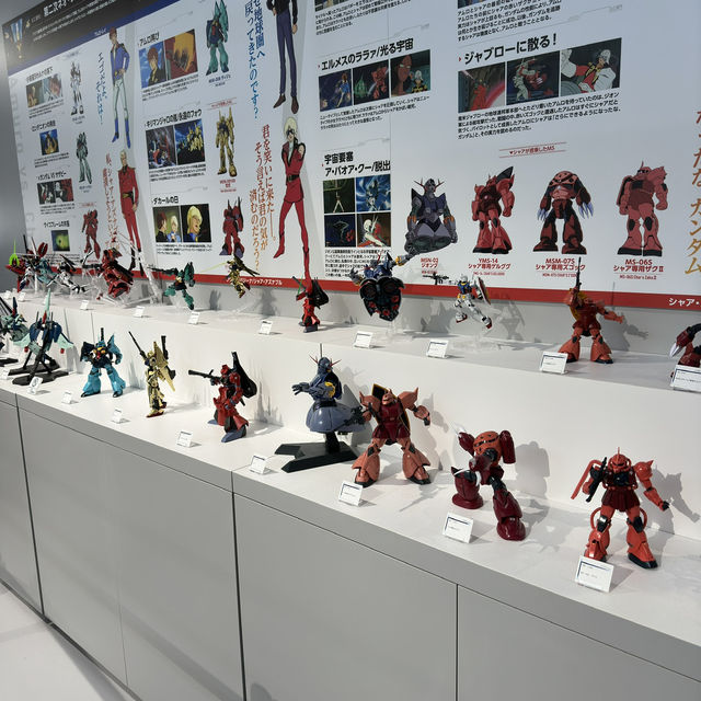 Gundam Heaven: My Gundam Shopping Adventure at LaLaport Fukuoka!