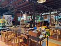 Vanich House คาเฟ่วินเทจสุดชิคย่านตลาดน้อย