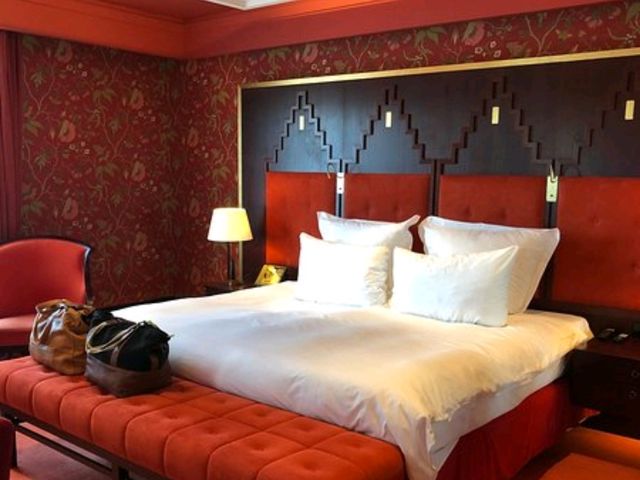 De L'Europe: Amsterdam's Timeless Gem of Luxury and History!