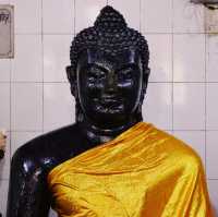 หลวงพ่อองค์ดำ แห่งนาลันทา กรุงราชคฤห์ 