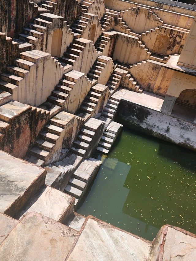 【ジャイプール】Panna Meena ka Kund 階段井戸