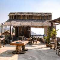 Miyo Coffee&Bar คาเฟ่สไตล์โรงนา