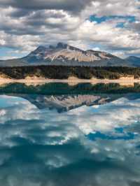  Abraham Lake is a just a perfect destination 😻