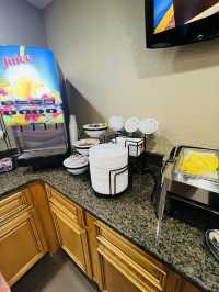 [北卡住宿］Comfort Inn near Great Smoky Mountain National Park-平價旅館🛌