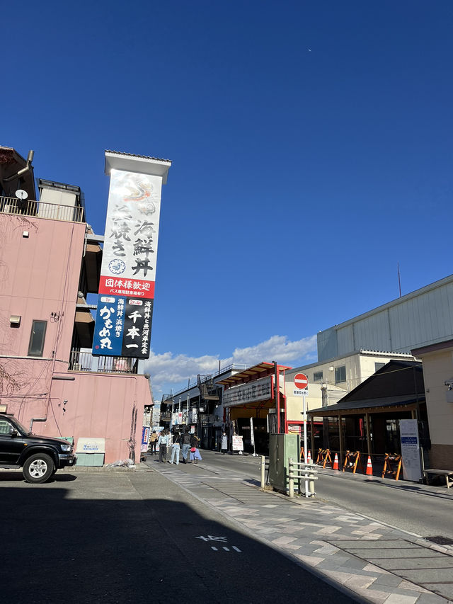 【沼津港🇯🇵】無料駐車場あり！海鮮食べるならここ！