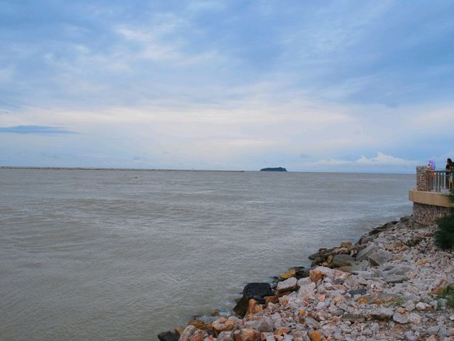 สวยสองทะเล เมืองสงขลา : Song Thale Park
