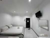 โรงแรมปาริชาติ บ้านดุง
