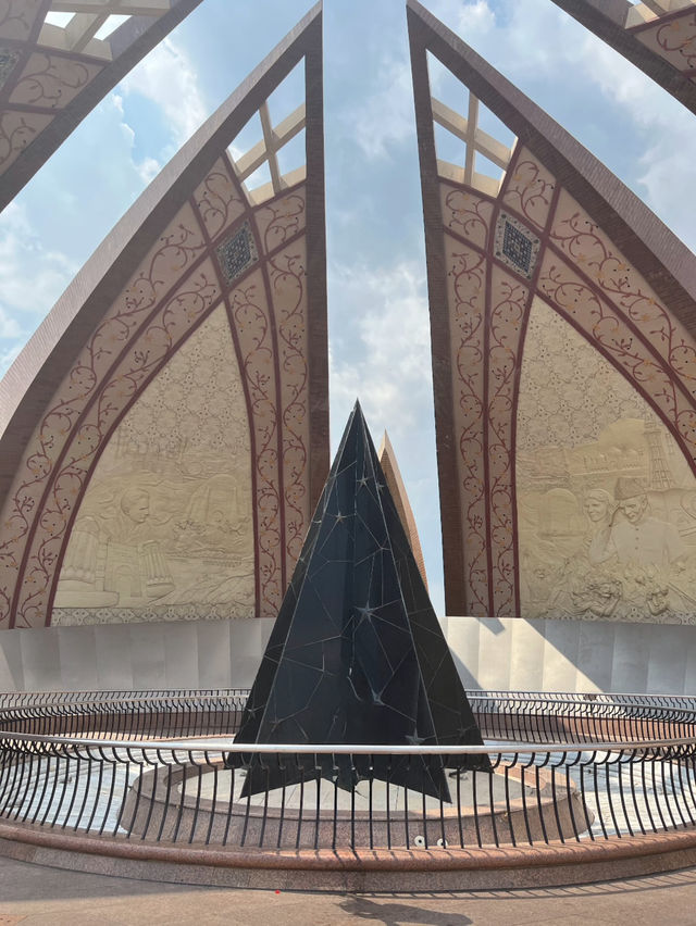 Monument of blooming flower 