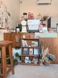 ร้านดอกไม้และคาเฟ่ย่านเมืองชลบุรี