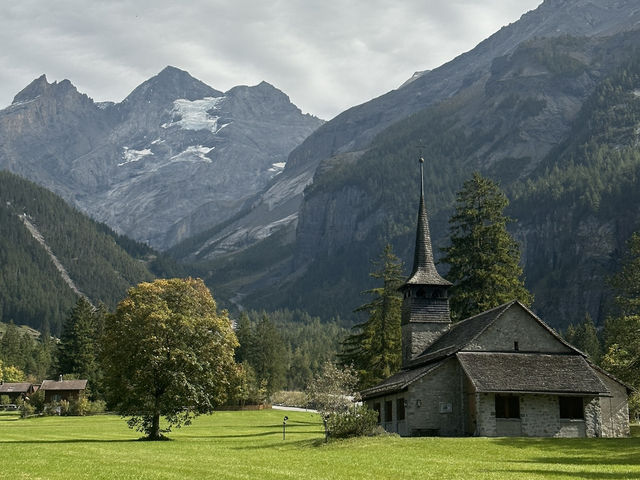 A Hiker’s Paradise: Exploring the Beauty of Oeschinensee