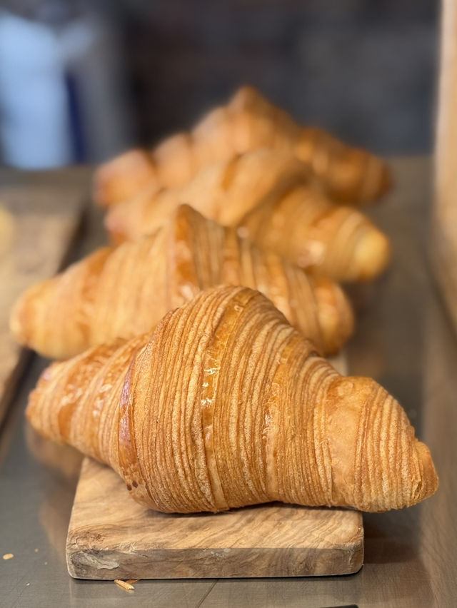 A 3-month-old treasure pastry shop tucked in the street next to Picasso Museum