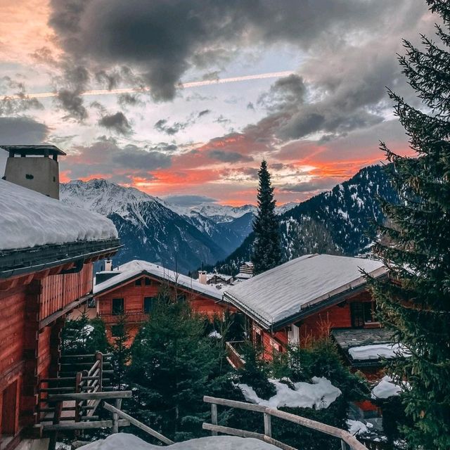❄️ Skiing in St. Moritz: A Snowy Paradise! ⛷️🏔️