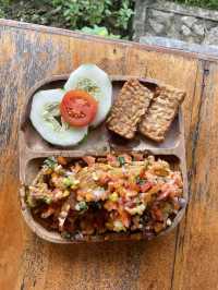 Resto Ne’neru Loko :A Dining Experience You Shouldn’t Miss in Waikabubak 🍽️🌿 