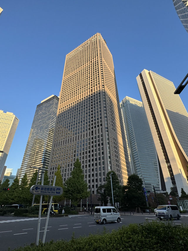 新宿一日遊：東京繁華與靜謐的交響曲