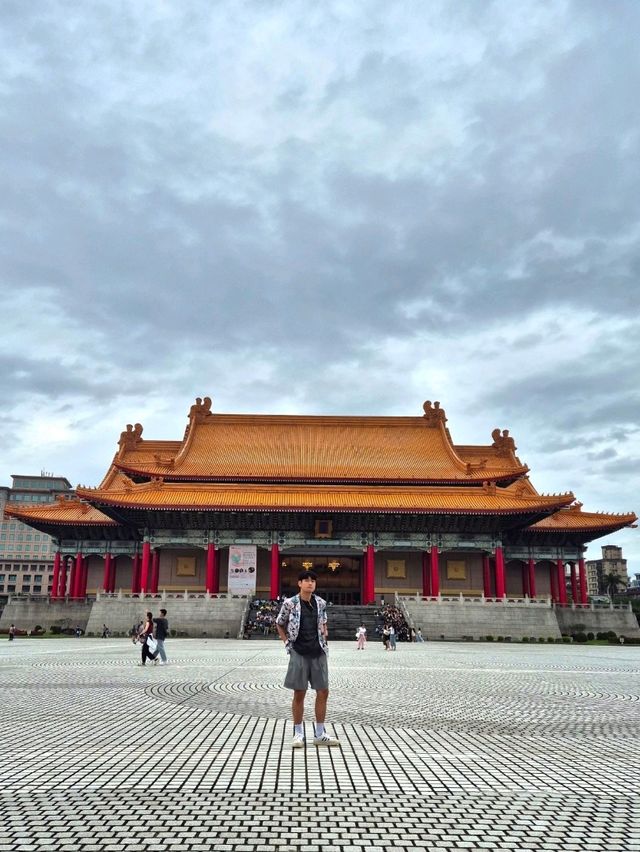 대만 타이베이의 중심 : 중정기념당🏛