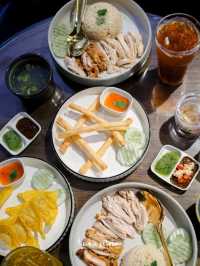 เอิบข้าวมันไก่ พระราม 9 อร่อยเด็ด ราคาโดน