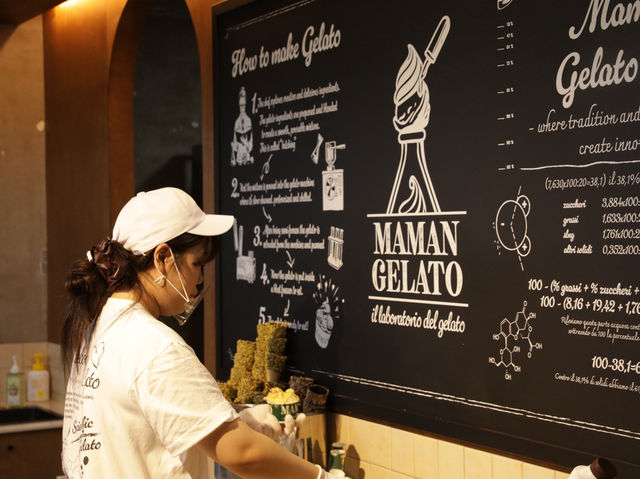 🇰🇷首爾聖水洞｜排隊超夯冰淇淋MAMAN GELATO 低糖不膩，愛吃冰淇淋的必朝聖！🍦