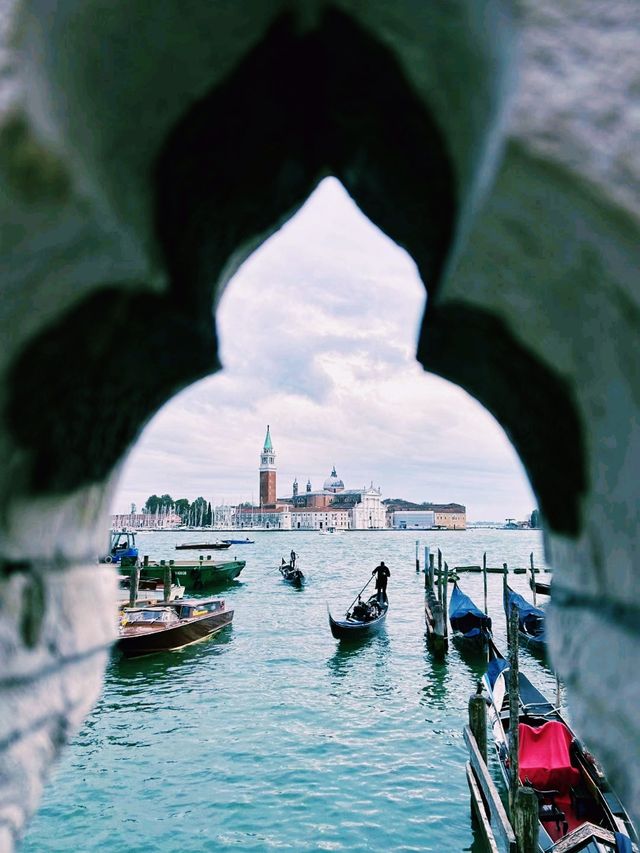 意大利著名旅遊城市水城威尼斯旅行攻略，適合打卡拍照📸