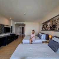 โรงแรมวิวทะเล สระว่ายน้ำสองสระ พัทยา