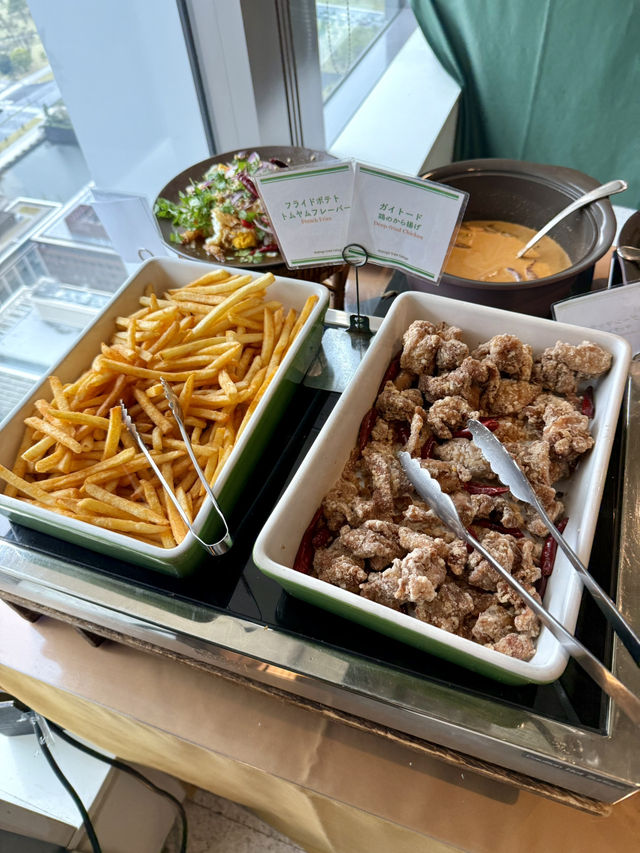 Spring Lunch Outing: Thai Buffet at Mango Tree Tokyo