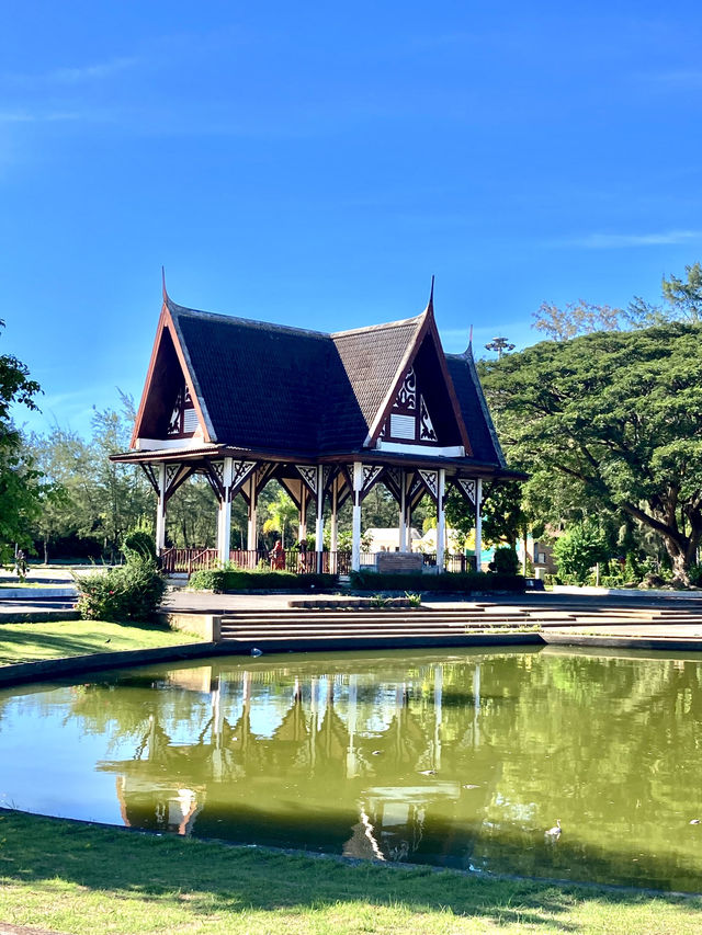 Pavillion of Reflection and Relaxation