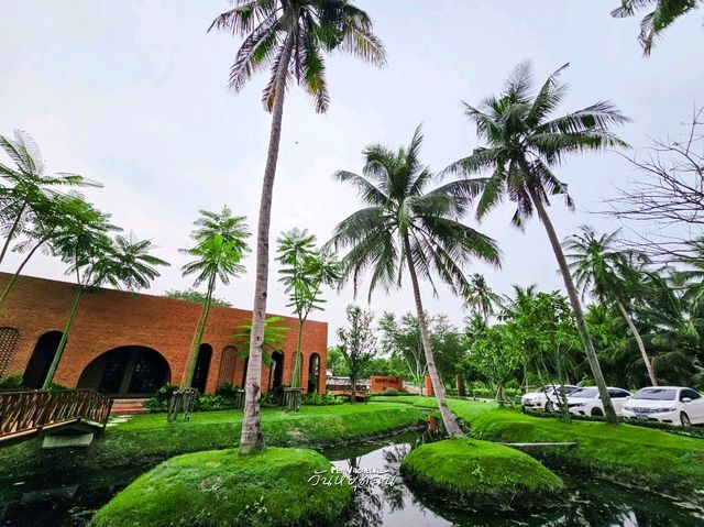 Sriphala Amphawa 